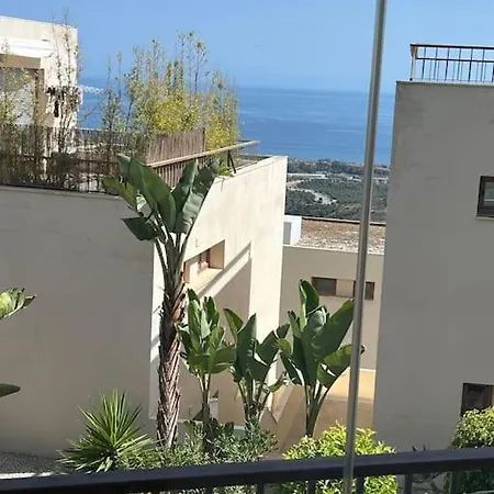 Apartment Lujoso Piso En Altos De Monteros *