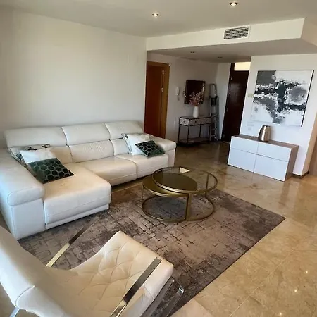 Lujoso Piso En Altos De Monteros