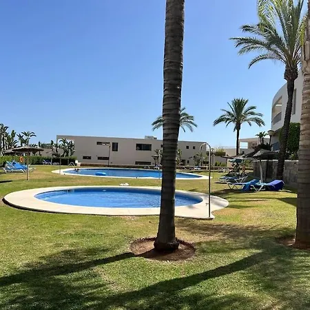 Lujoso Piso En Altos De Monteros