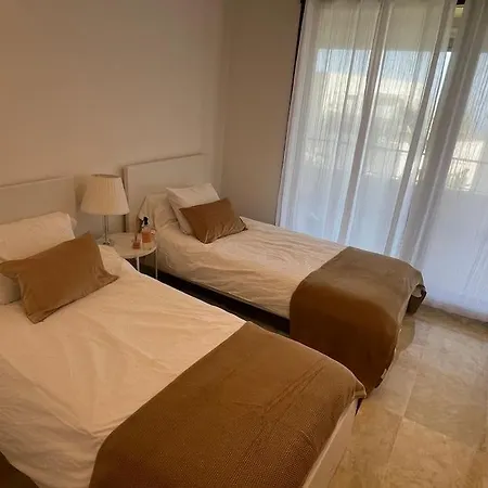 Apartment Lujoso Piso En Altos De Monteros