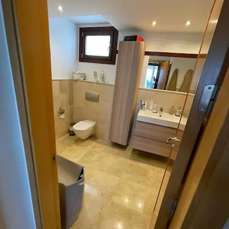 Apartment Lujoso Piso En Altos De Monteros *