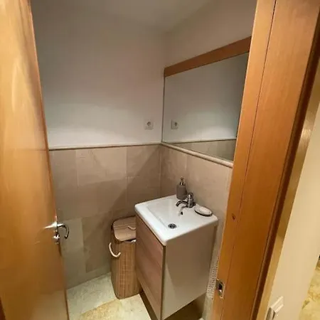 Lujoso Piso En Altos De Monteros Marbella