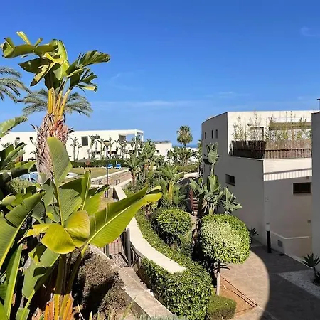 Lujoso Piso En Altos De Monteros Marbella